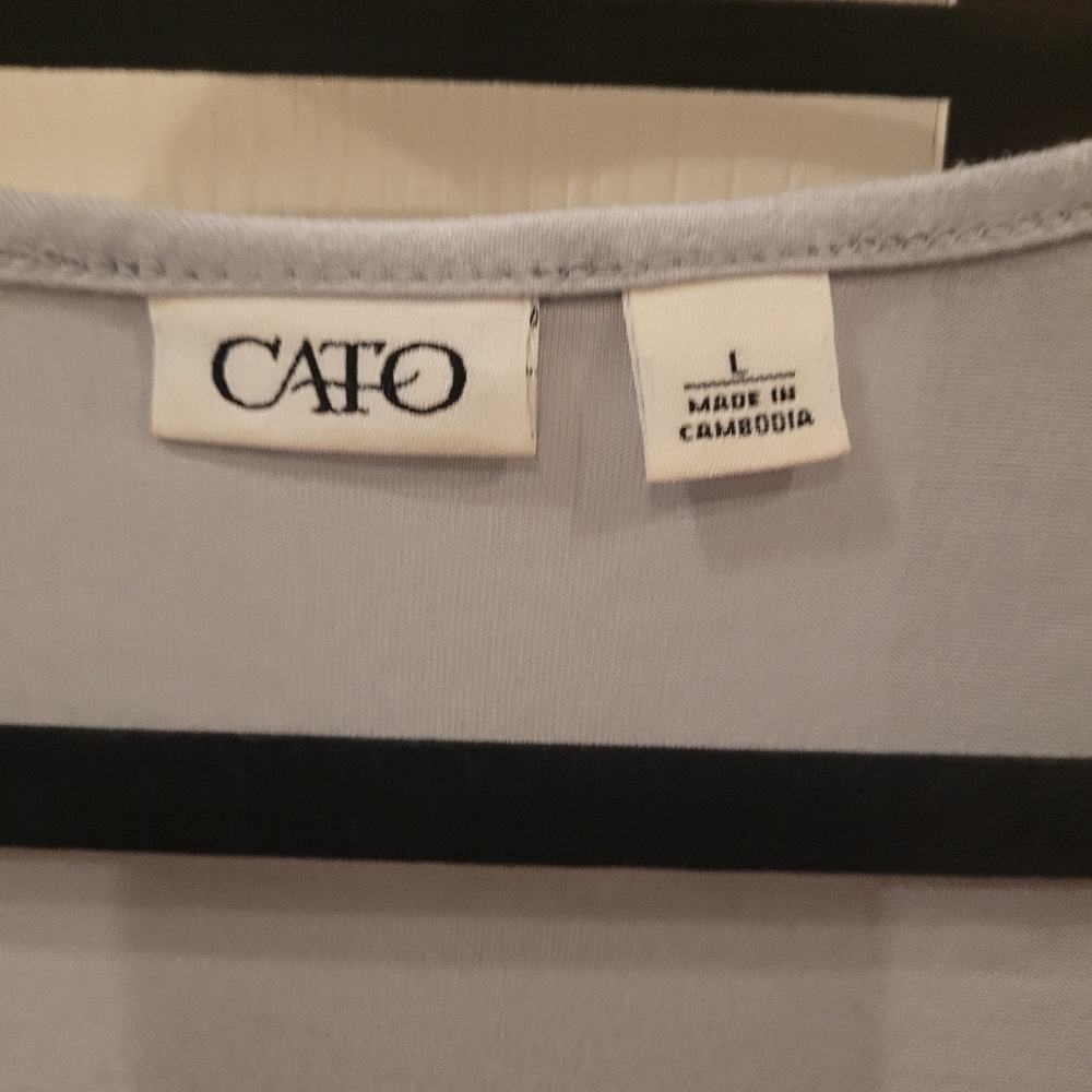 CATO sequined gray sleeveless tank top. Plain gray on the back. Size Lar… - Picture 6 of 7